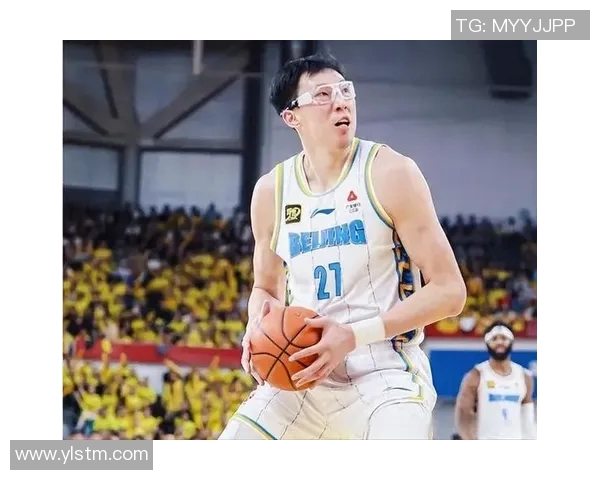 北京篮球队耐力争议引发热议球迷对球队表现的期待与质疑并存 北京篮球队耐力争议引发热议球迷对球队表现的期待与质疑并存
