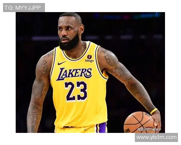 詹姆斯的传奇之路：从篮球新星到NBA历史伟大球员的蜕变与成就