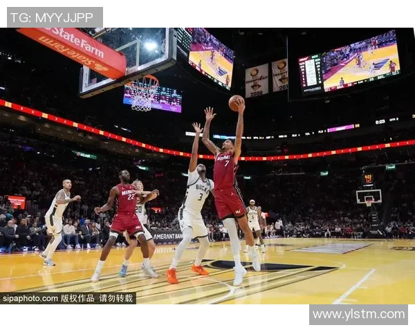 雄鹿与猛龙激战三场全场精彩录像回顾与分析