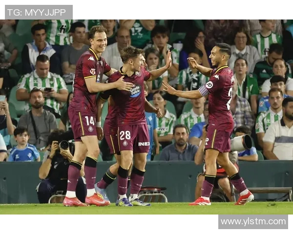 马德里与比利亚雷亚尔的激烈对决揭示西甲联赛的精彩与悬念