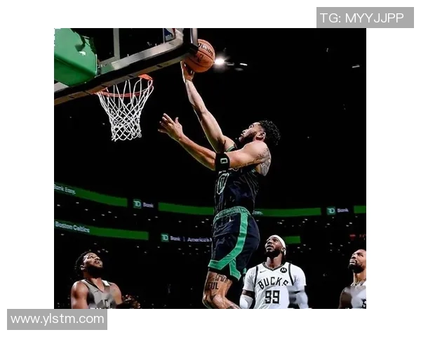 凯尔特人与雄鹿的巅峰对决360度全景解析精彩瞬间回顾 凯尔特人与雄鹿的巅峰对决360度全景解析精彩瞬间回顾