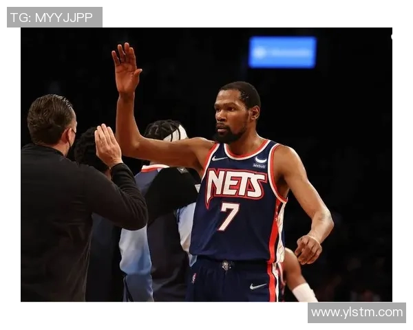 篮网与雷霆常规赛对决精彩回顾球星表现与战术分析一网打尽