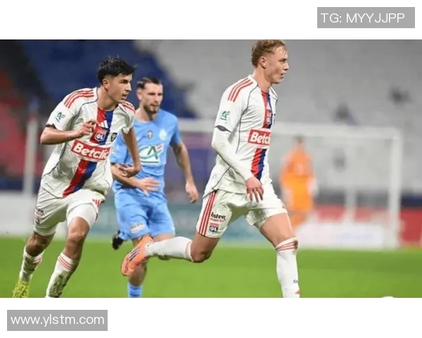 里昂与摩纳哥激战正酣赛季关键战役结果揭晓