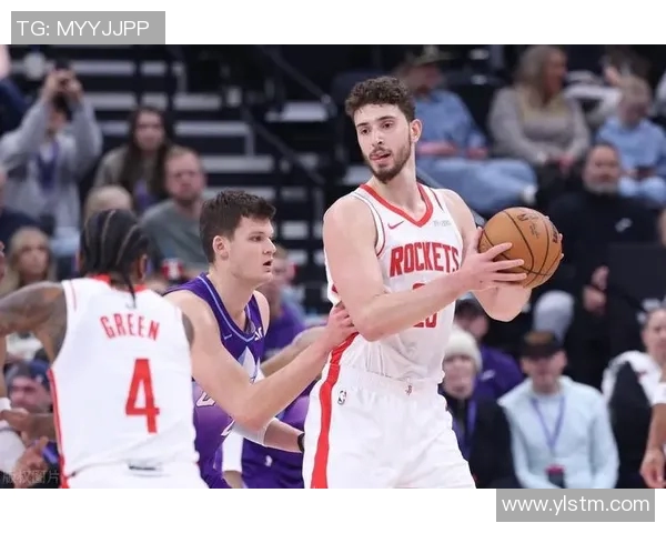 2019年火箭队与雄鹿队激战回顾：精彩瞬间与战术分析