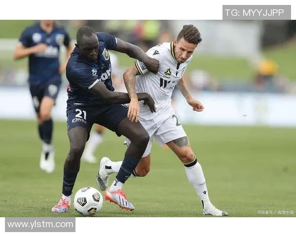 西悉尼与中央海岸的激烈对决展现澳超联赛的精彩与魅力